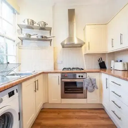 Kingsdown 2 Bed * Bristol