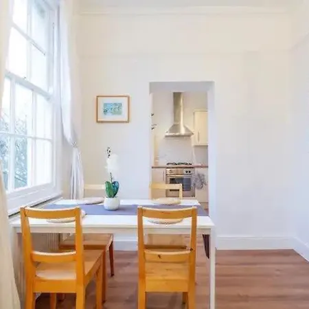 Kingsdown 2 Bed * Bristol