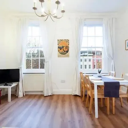 Kingsdown 2 Bed Lejlighed
