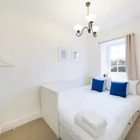 Kingsdown 2 Bed *